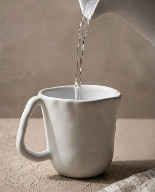 Pure Stoneware Pitcher 1.4L — macro 3